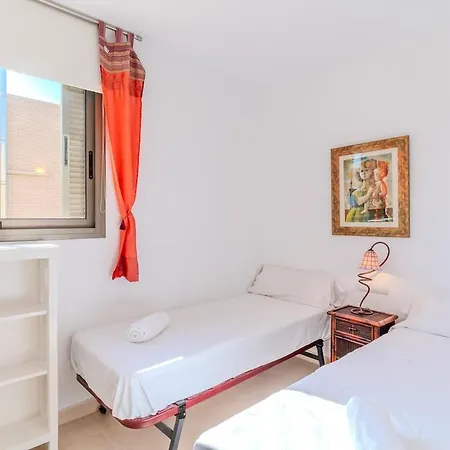 Piscina Privada + Jardin + Parking Privado Villa Cambrils