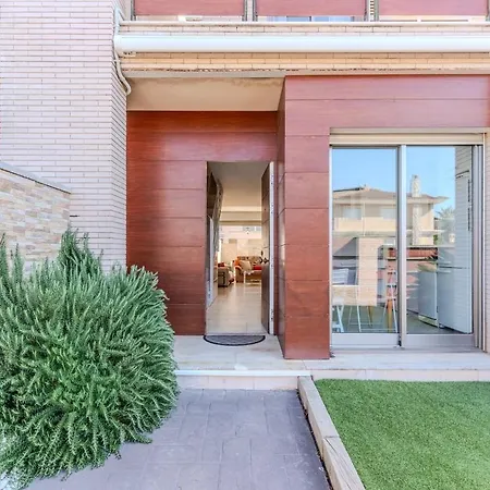 Villa Piscina Privada + Jardin + Parking Privado Cambrils