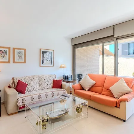 Piscina Privada + Jardin + Parking Privado Villa